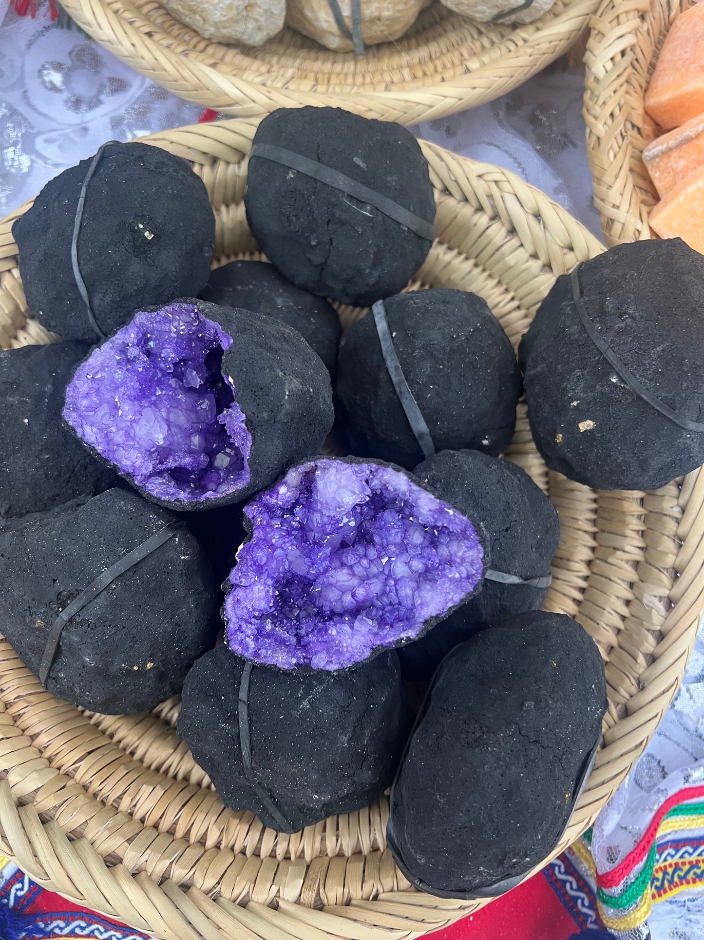 Natural Crystal Geodes – Medium & Large Amethyst & Quartz Treasure Stones hand-painted